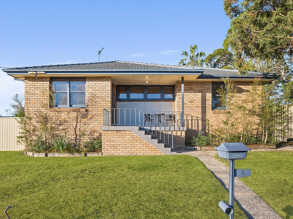 5 Gowrie Street, Koonawarra