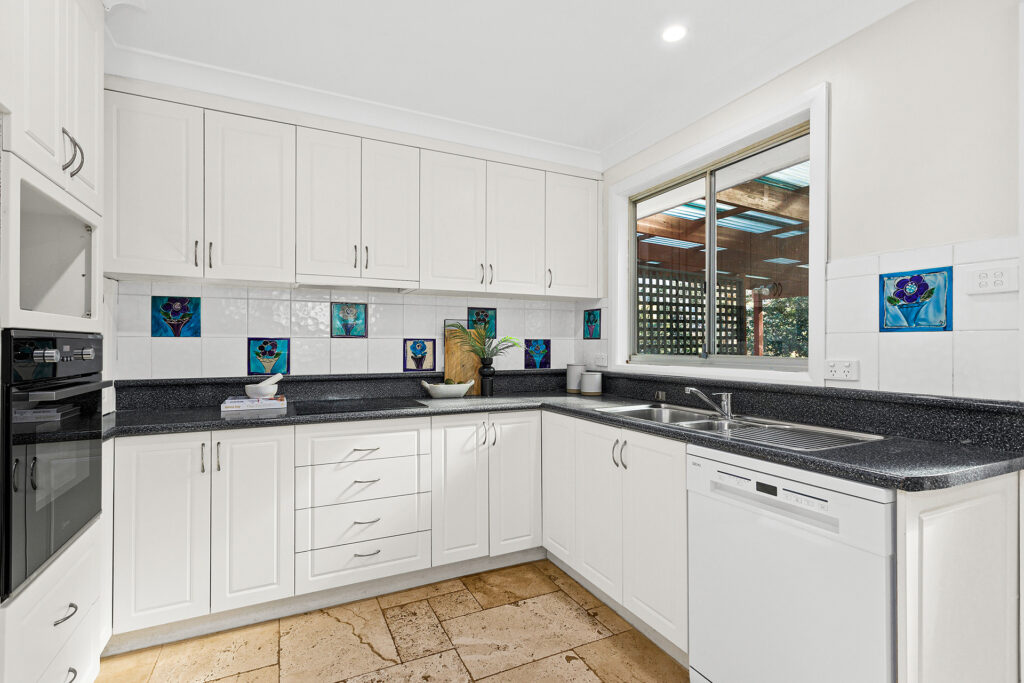 Sold - 43 Ashley Avenue - New Property in Farmborough Heights - Real Estate by David Greenwood