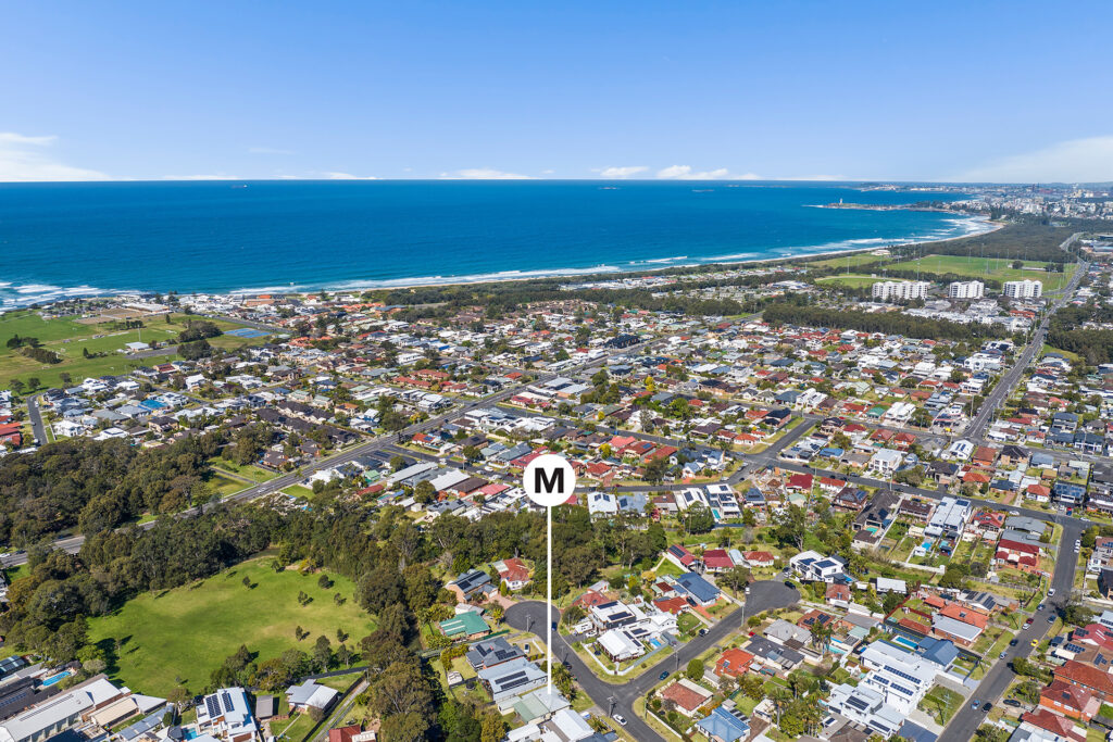 Sold - 10 Colgong Crescent - New Property in Towradgi - Real Estate by Andrew McLeod