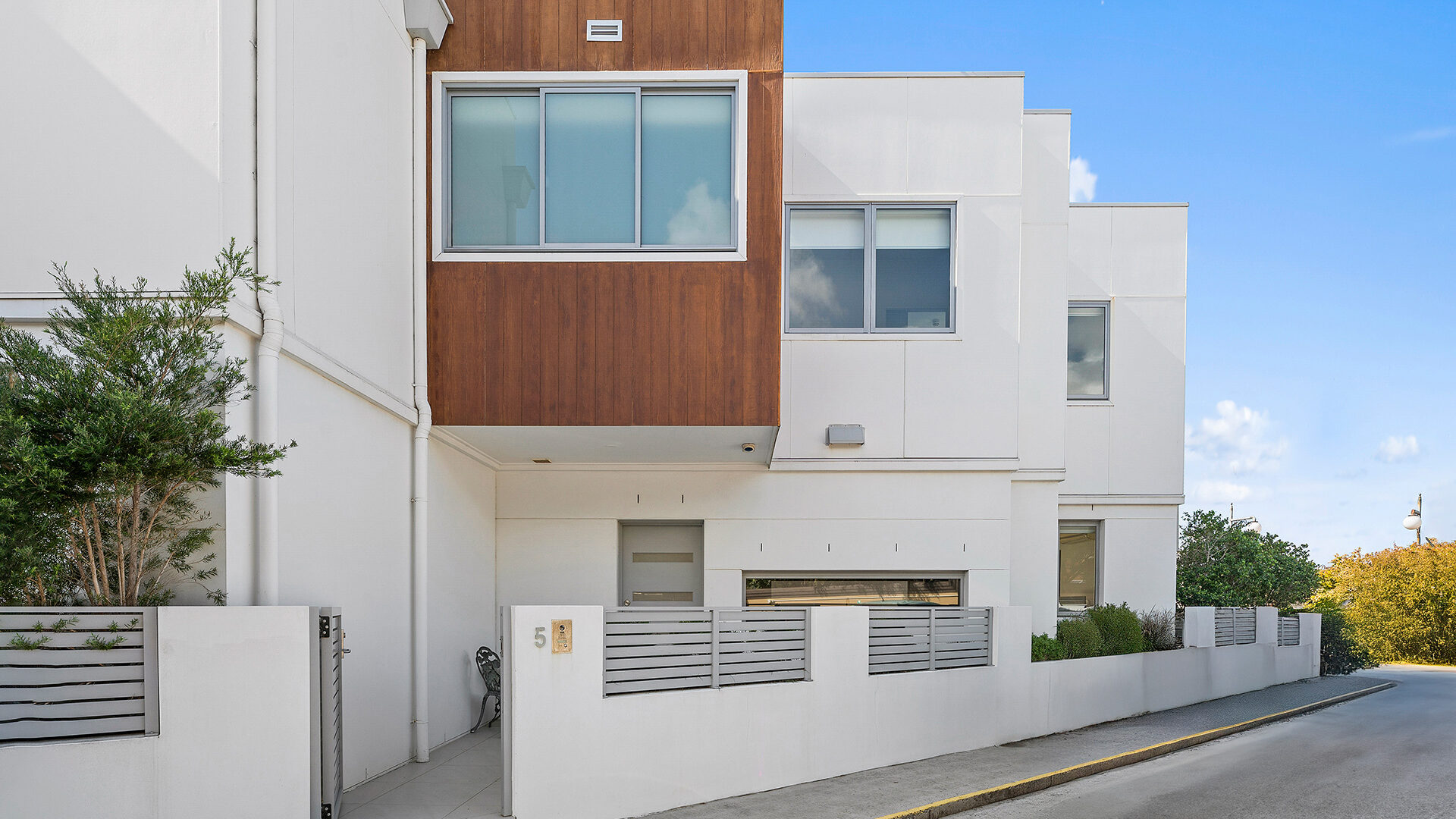 Sold - 5/1 Redman Avenue - New Property in Thirroul - Real Estate by Vanessa Denison-Pender