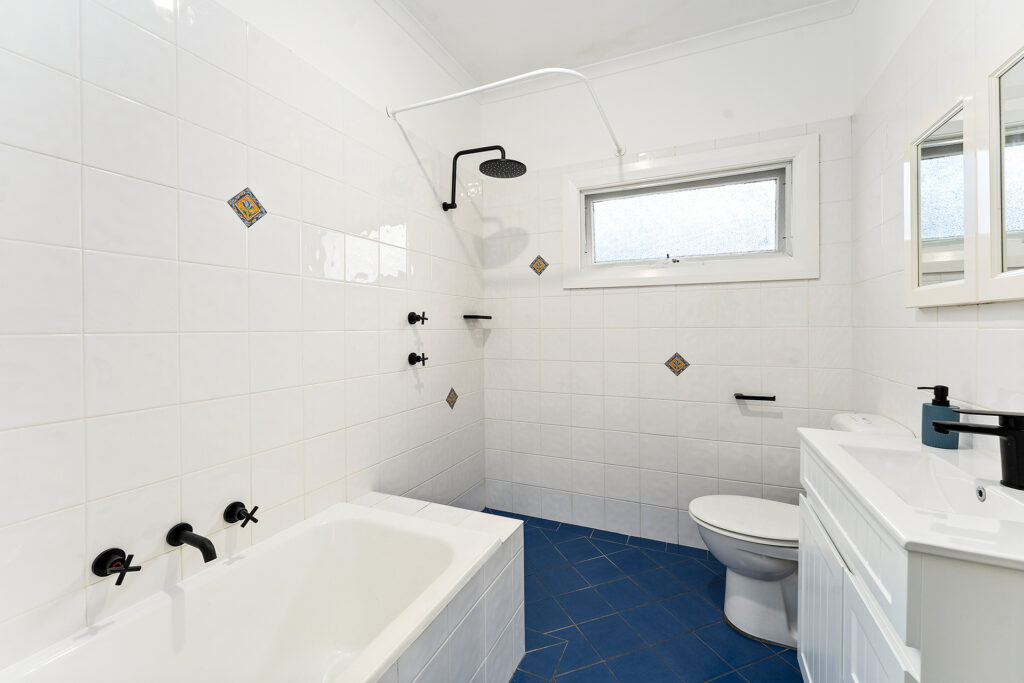 Sold - 44 The Lookout - New Property in Thirroul - Real Estate by Vanessa Denison-Pender