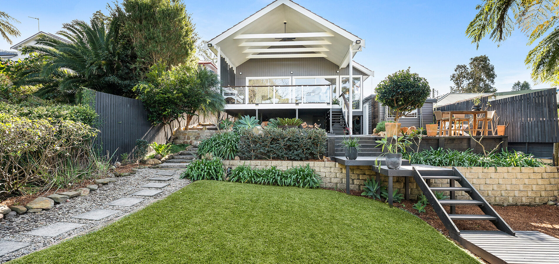 44 The Lookout, Thirroul