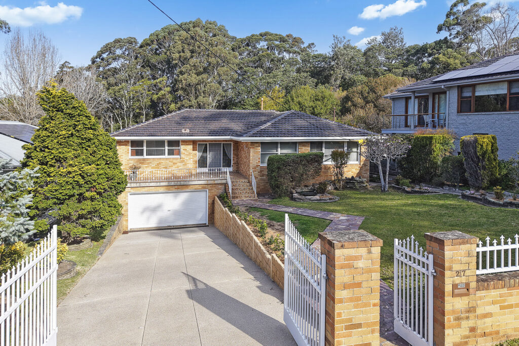 Sold - 27 Rose Parade - New Property in Mount Pleasant - Real Estate by Christian Zeidler