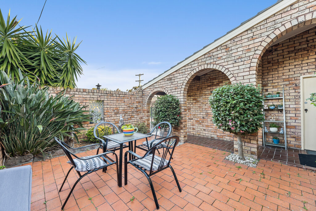 Sold - 35 The Esplanade - New Property in Oak Flats - Real Estate by Vanessa Denison-Pender