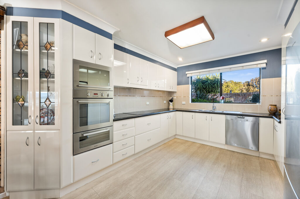 Sold - 35 The Esplanade - New Property in Oak Flats - Real Estate by Vanessa Denison-Pender