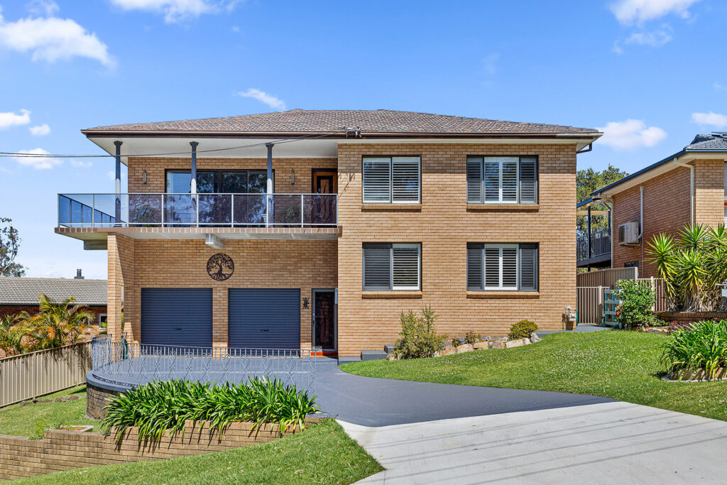 Sold - 3 Lochview Avenue - New Property in Farmborough Heights - Real Estate by David Greenwood