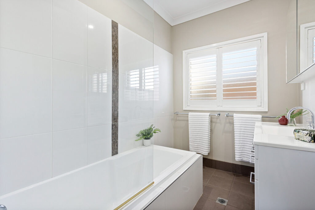 Sold - 3 Lochview Avenue - New Property in Farmborough Heights - Real Estate by David Greenwood