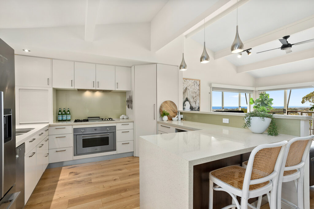 Sold - 25 Kanangra Drive - New Property in Thirroul - Real Estate by Andrew McLeod