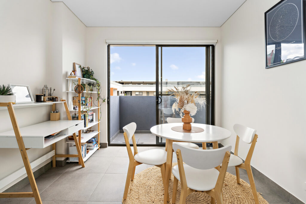210/7 Russell Street, Corrimal NSW 2518 - photo 4