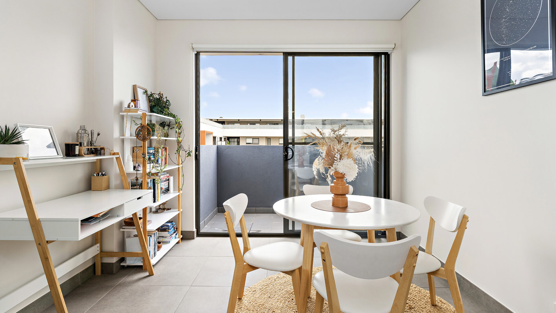 210/7 Russell Street, Corrimal NSW 2518 - photo 4