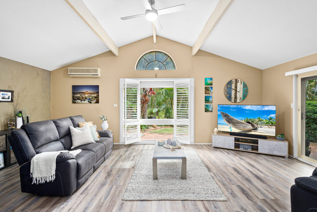 Sold - 38 Derribong Drive - New Property in Cordeaux Heights - Real Estate by David Greenwood