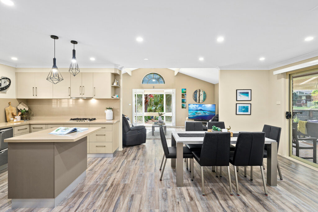 Sold - 38 Derribong Drive - New Property in Cordeaux Heights - Real Estate by David Greenwood