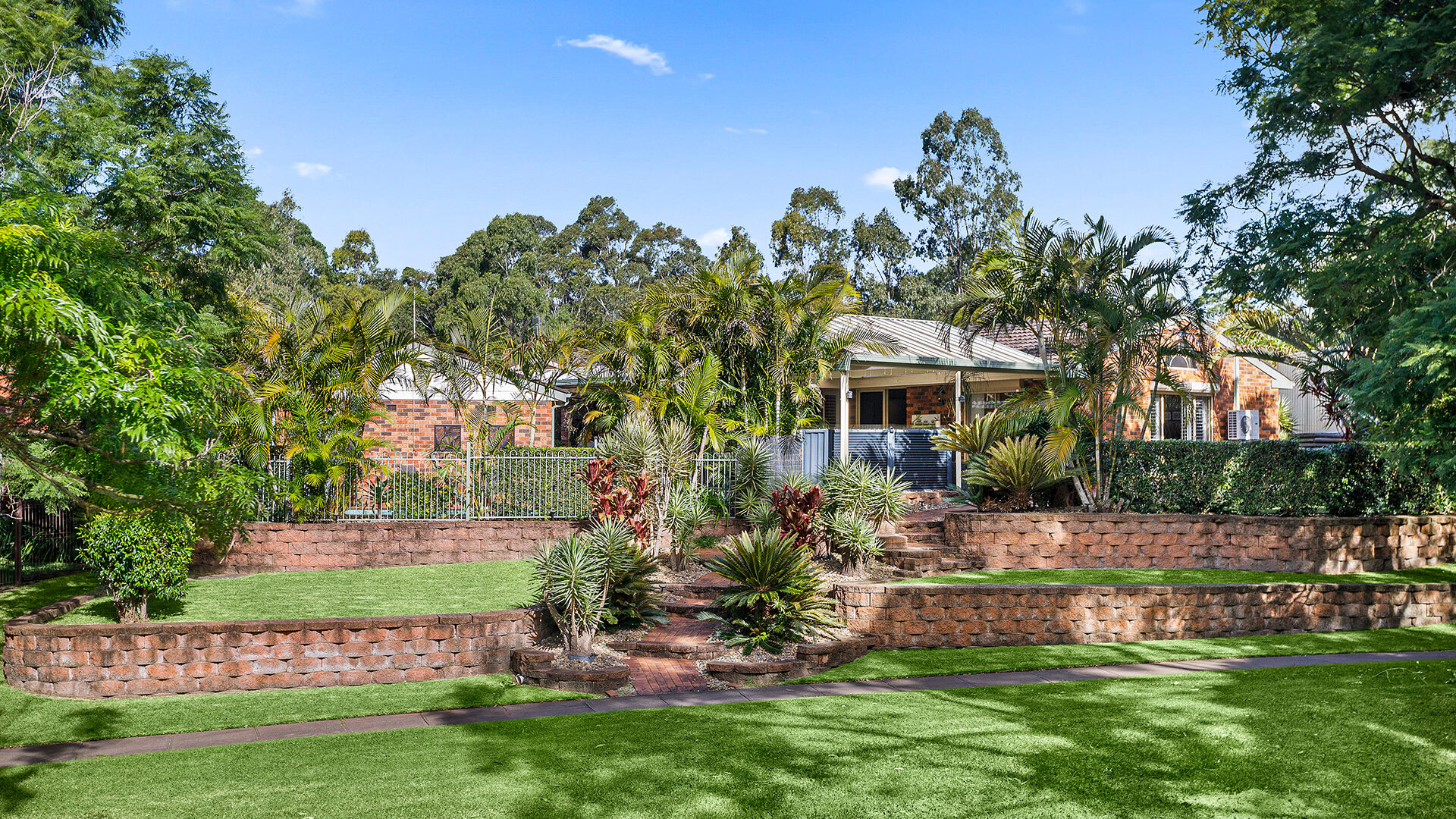 Sold - 38 Derribong Drive - New Property in Cordeaux Heights - Real Estate by David Greenwood