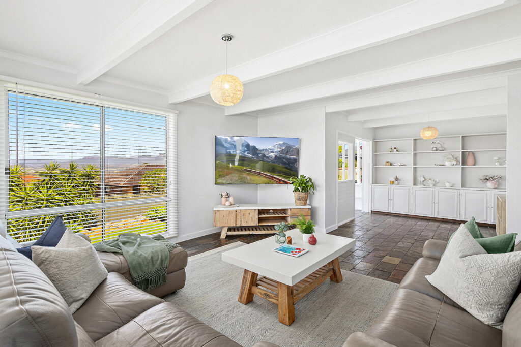 Sold - 19 Lochview Avenue - New Property in Farmborough Heights - Real Estate by David Greenwood