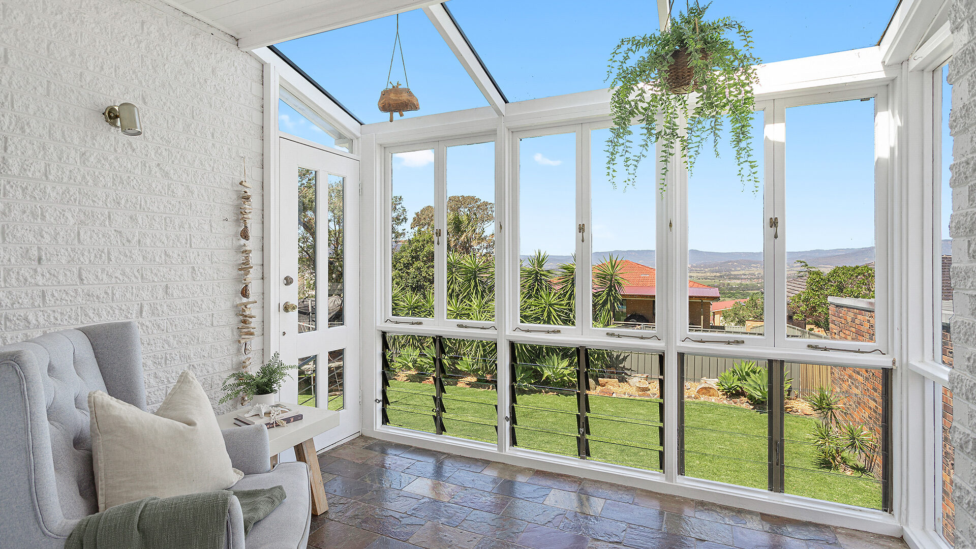 Sold - 19 Lochview Avenue - New Property in Farmborough Heights - Real Estate by David Greenwood