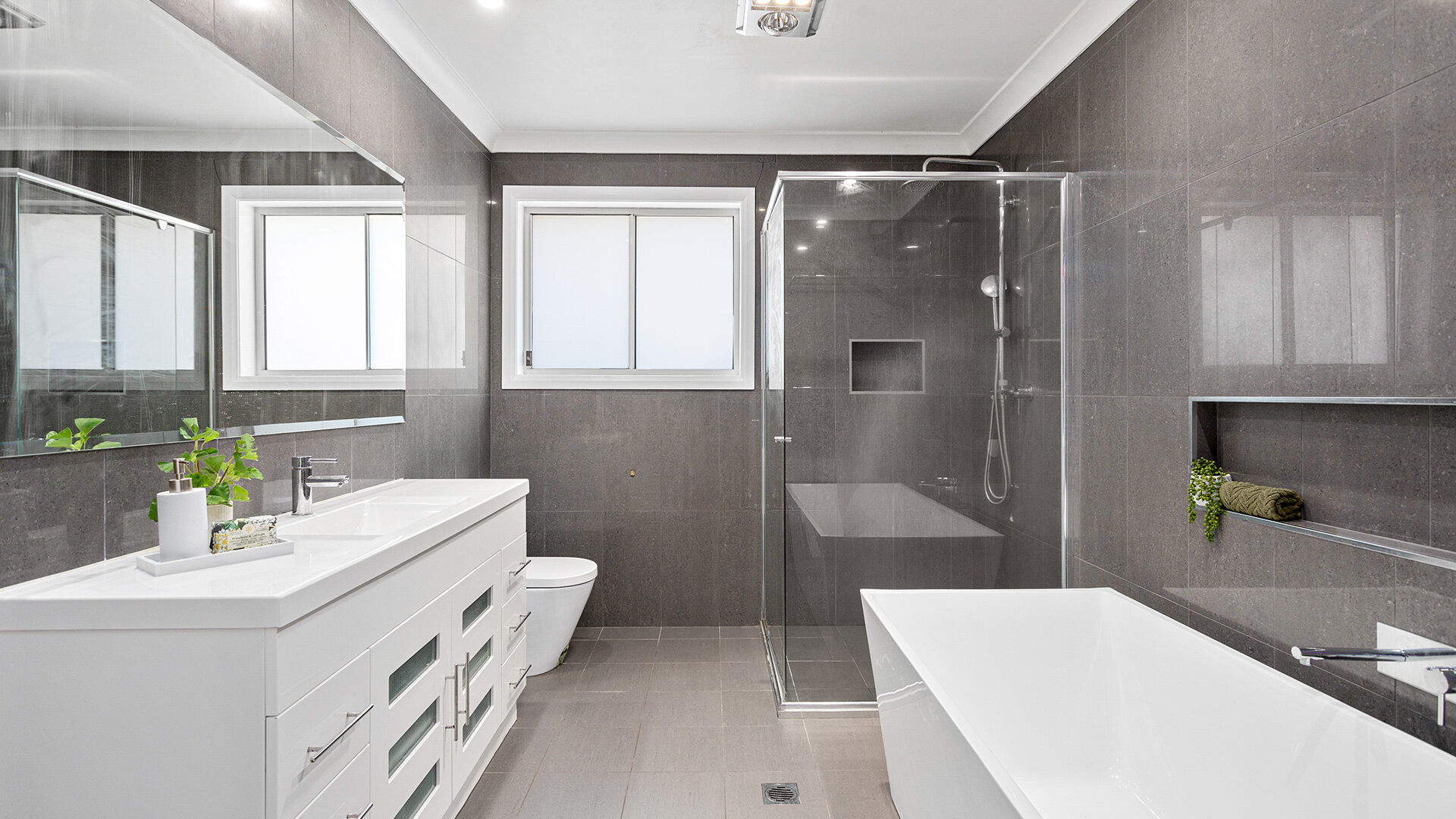Sold - 19 Lochview Avenue - New Property in Farmborough Heights - Real Estate by David Greenwood