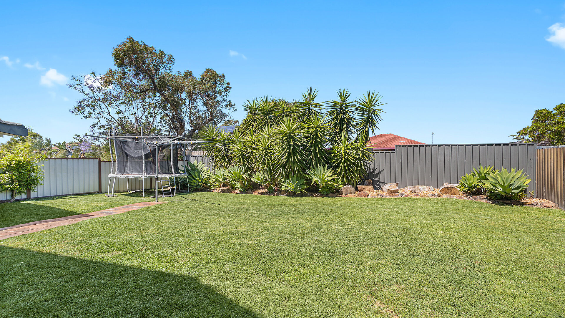 Sold - 19 Lochview Avenue - New Property in Farmborough Heights - Real Estate by David Greenwood