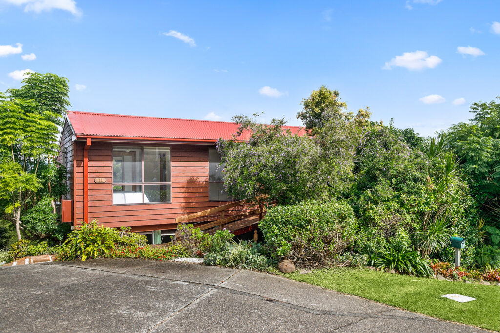 Sold - 11 Pennant Crescent - New Property in Berkeley - Real Estate by David Greenwood