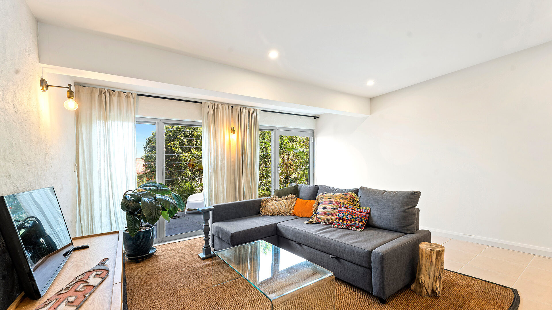 Sold - 14 Nardoo Crescent - New Property in Thirroul - Real Estate by Vanessa Denison-Pender