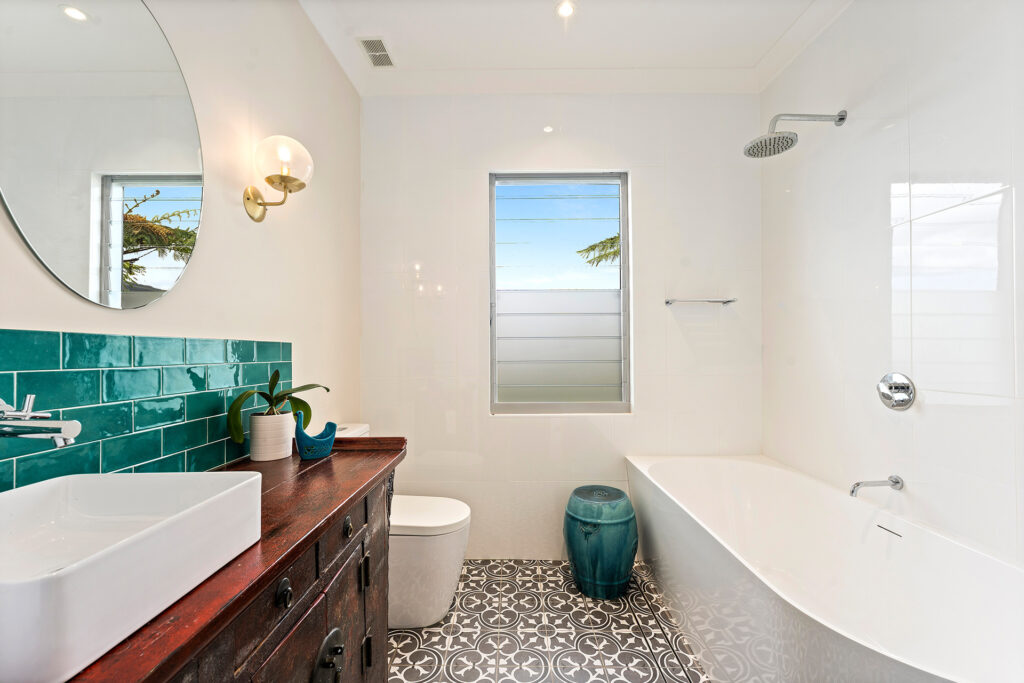Sold - 14 Nardoo Crescent - New Property in Thirroul - Real Estate by Vanessa Denison-Pender