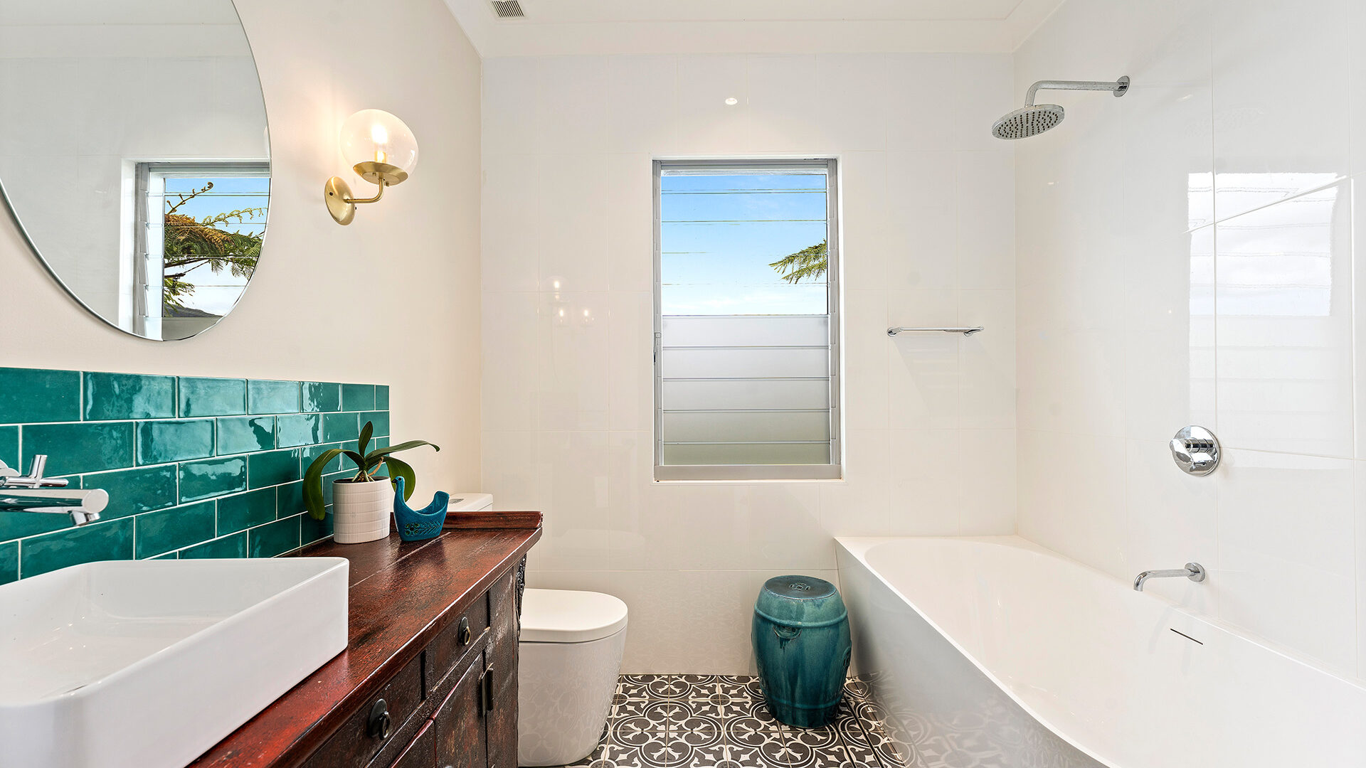 Sold - 14 Nardoo Crescent - New Property in Thirroul - Real Estate by Vanessa Denison-Pender