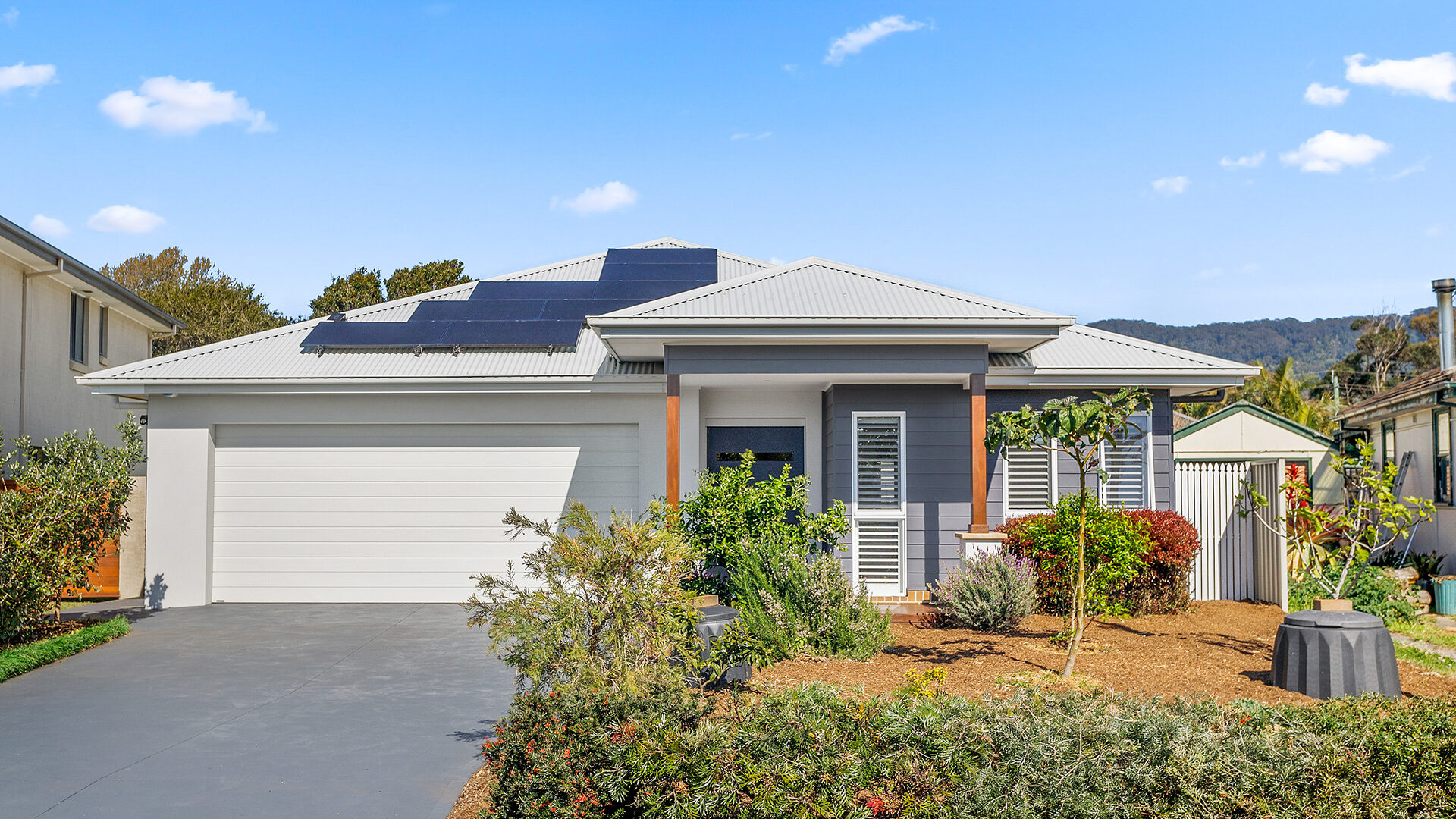 Sold - 25 Lassiter Avenue - New Property in Woonona - Real Estate by Laurie Johnston