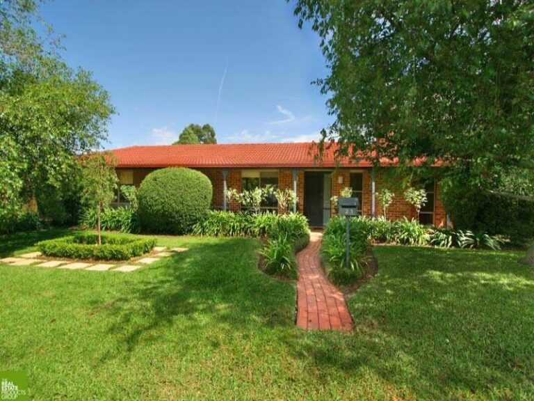 Sold - 21 Serrata Place - New Property in Cordeaux Heights - Real Estate by McGrath Wollongong