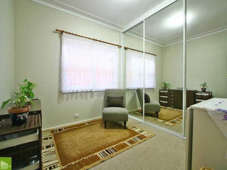 7 Alvan Parade, Mount Pleasant NSW 2519 - photo 8