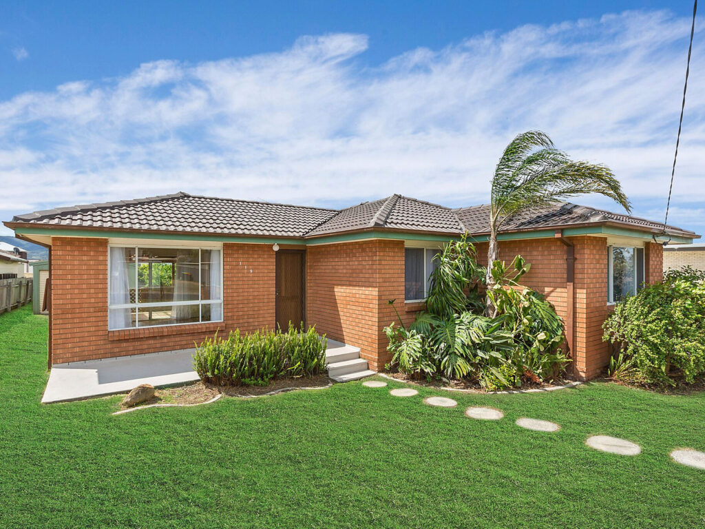 Sold - 119 Lakelands Drive - New Property in Dapto - Real Estate by David Greenwood