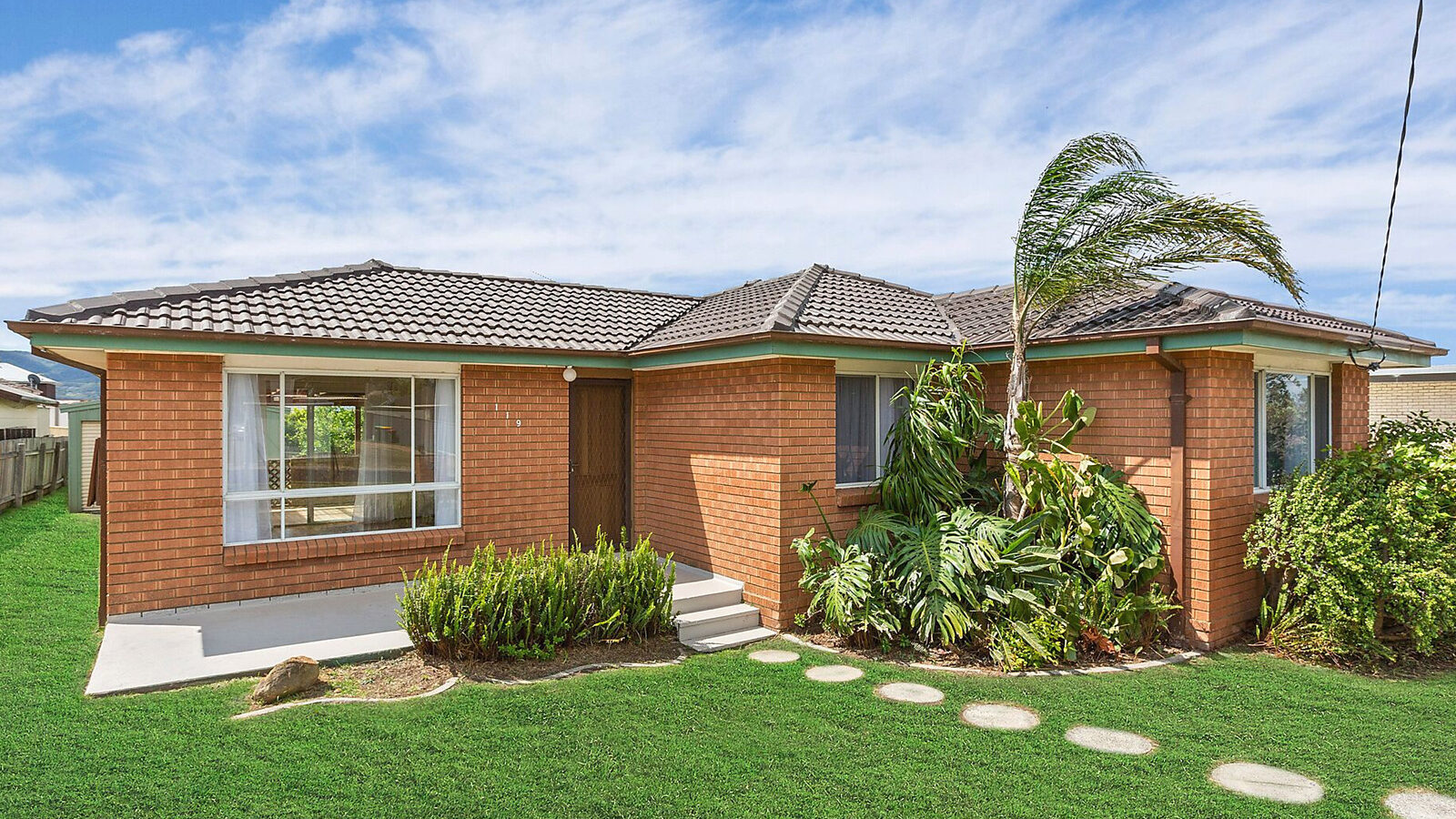 Sold - 119 Lakelands Drive - New Property in Dapto - Real Estate by David Greenwood