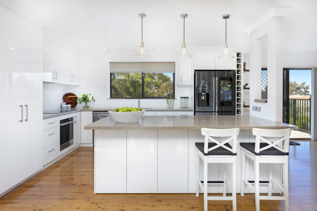 Sold - 33 Lamerton Drive - New Property in Figtree - Real Estate by David Greenwood