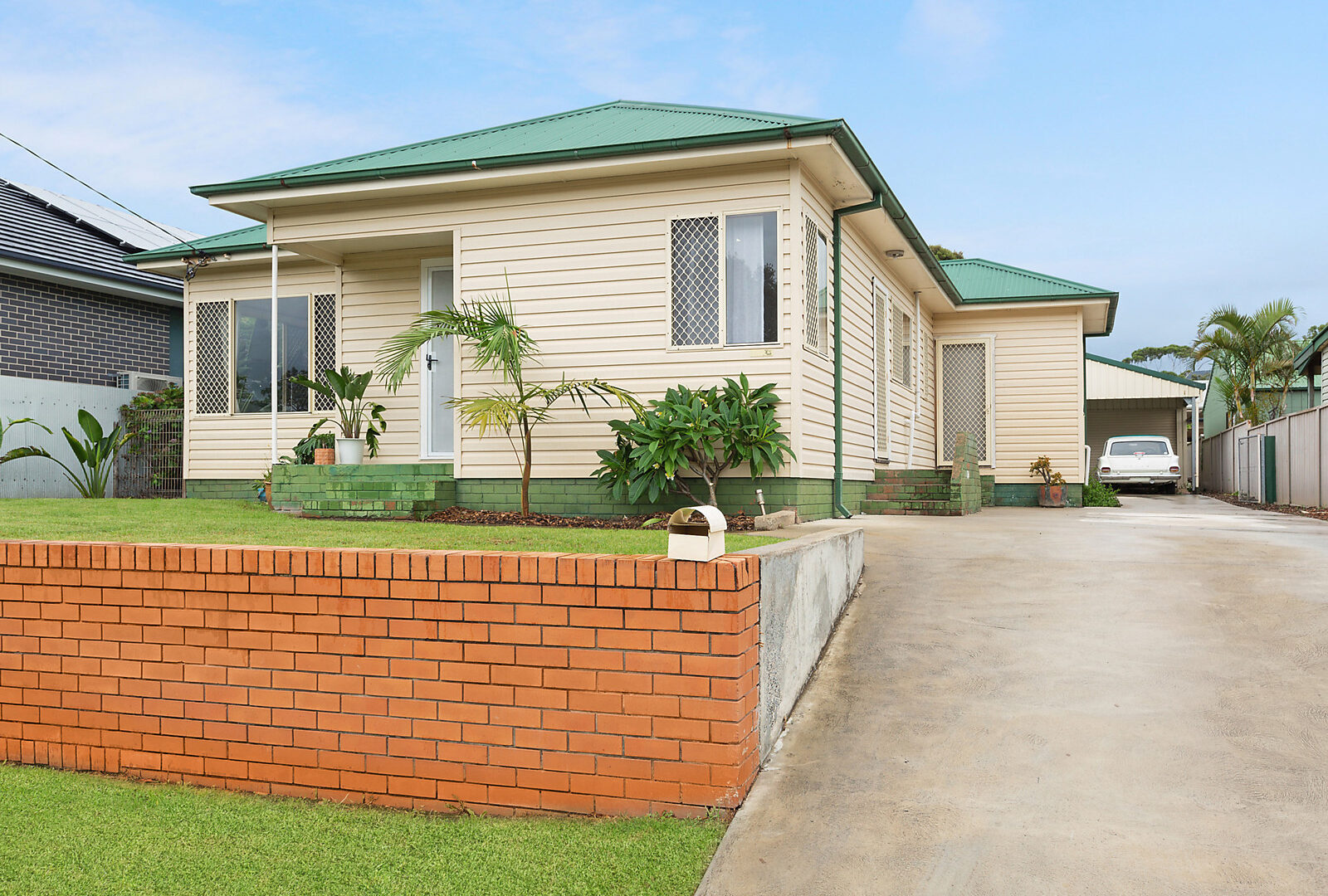 Sold - 140 Pioneer Road - New Property in Towradgi - Real Estate by David Greenwood