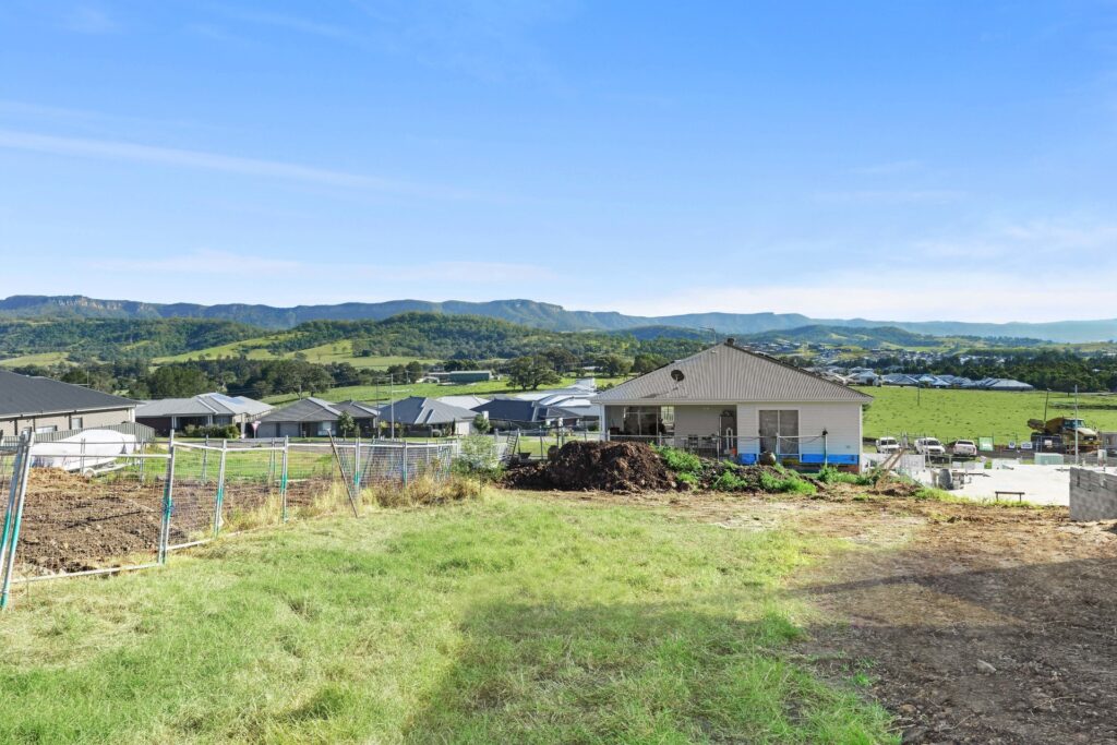 Sold - 42 Paul Circuit - New Property in Tullimbar - Real Estate by 