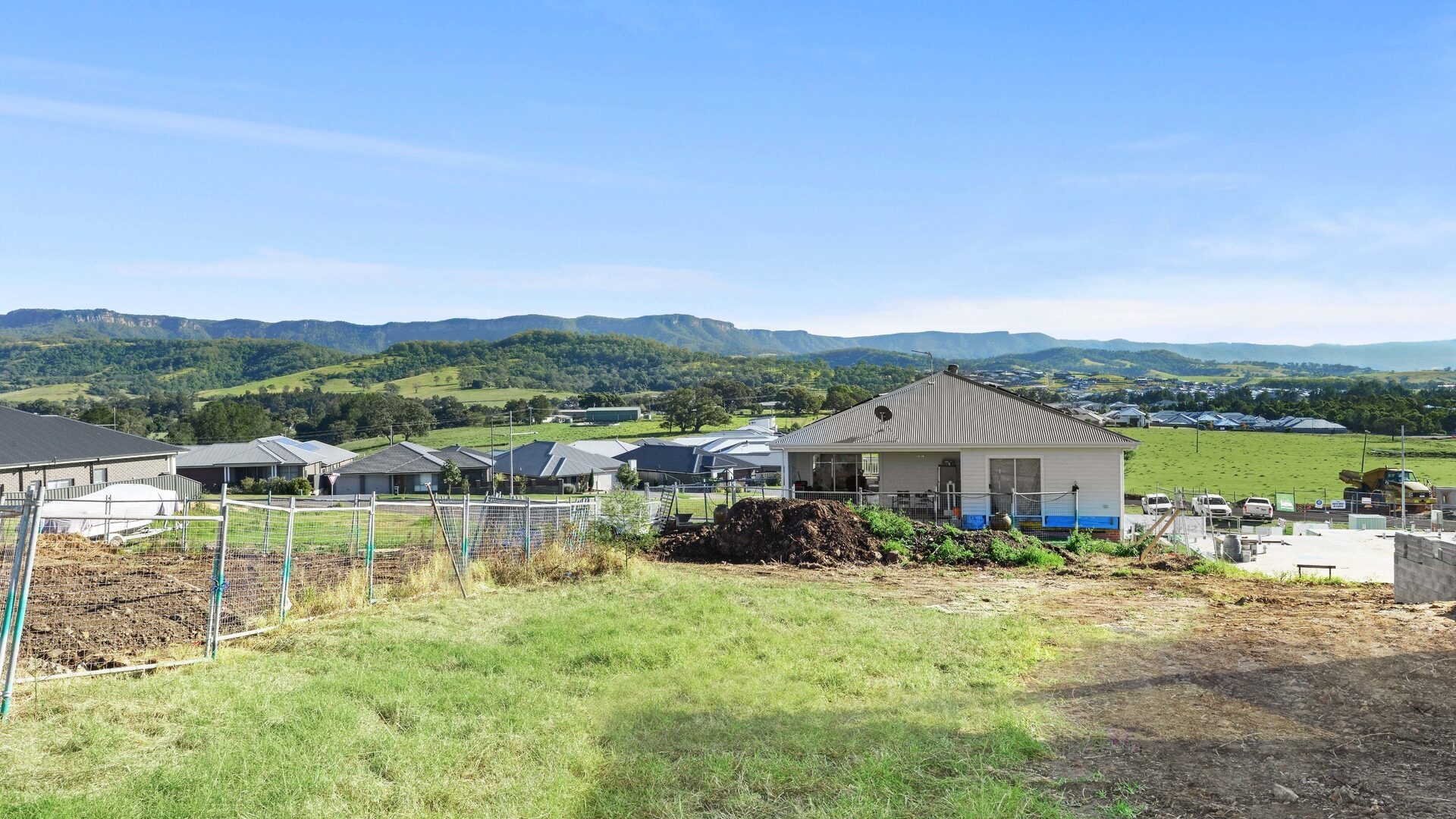 Sold - 42 Paul Circuit - New Property in Tullimbar - Real Estate by 