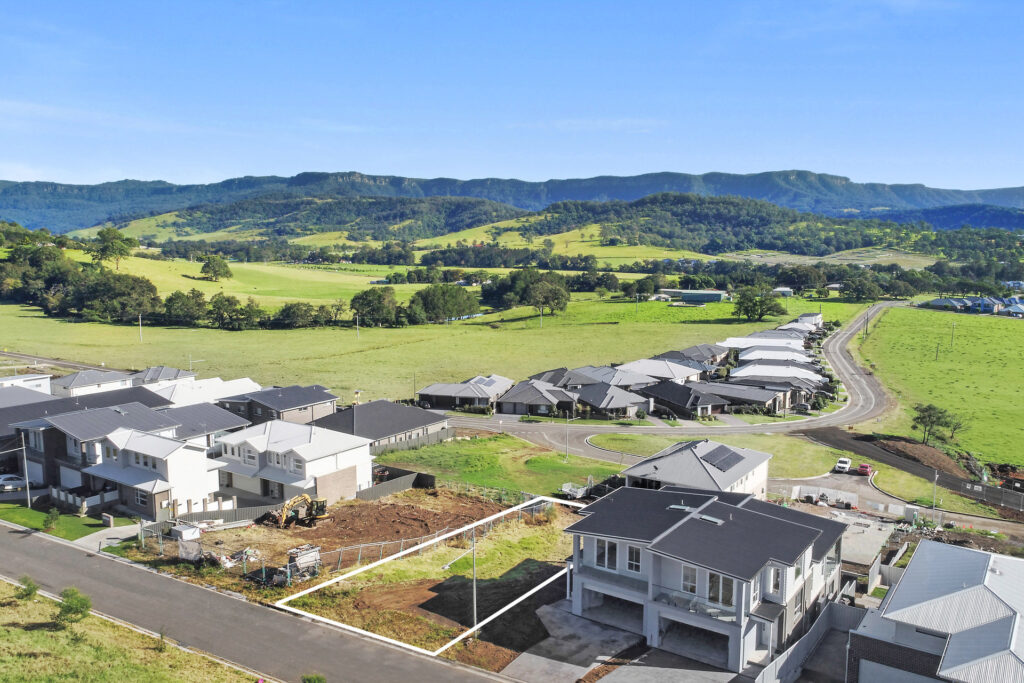 Sold - 42 Paul Circuit - New Property in Tullimbar - Real Estate by 