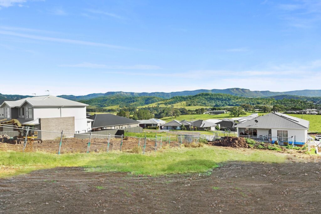 Sold - 42 Paul Circuit - New Property in Tullimbar - Real Estate by 