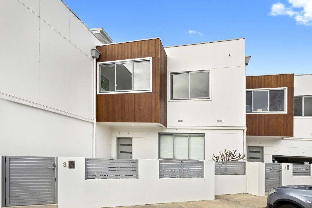 Sold - 3/1 Redman Avenue - New Property in Thirroul - Real Estate by McGrath Thirroul