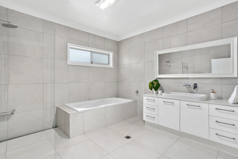Sold - 11 Air Avenue - New Property in Bulli - Real Estate by Vanessa Denison-Pender