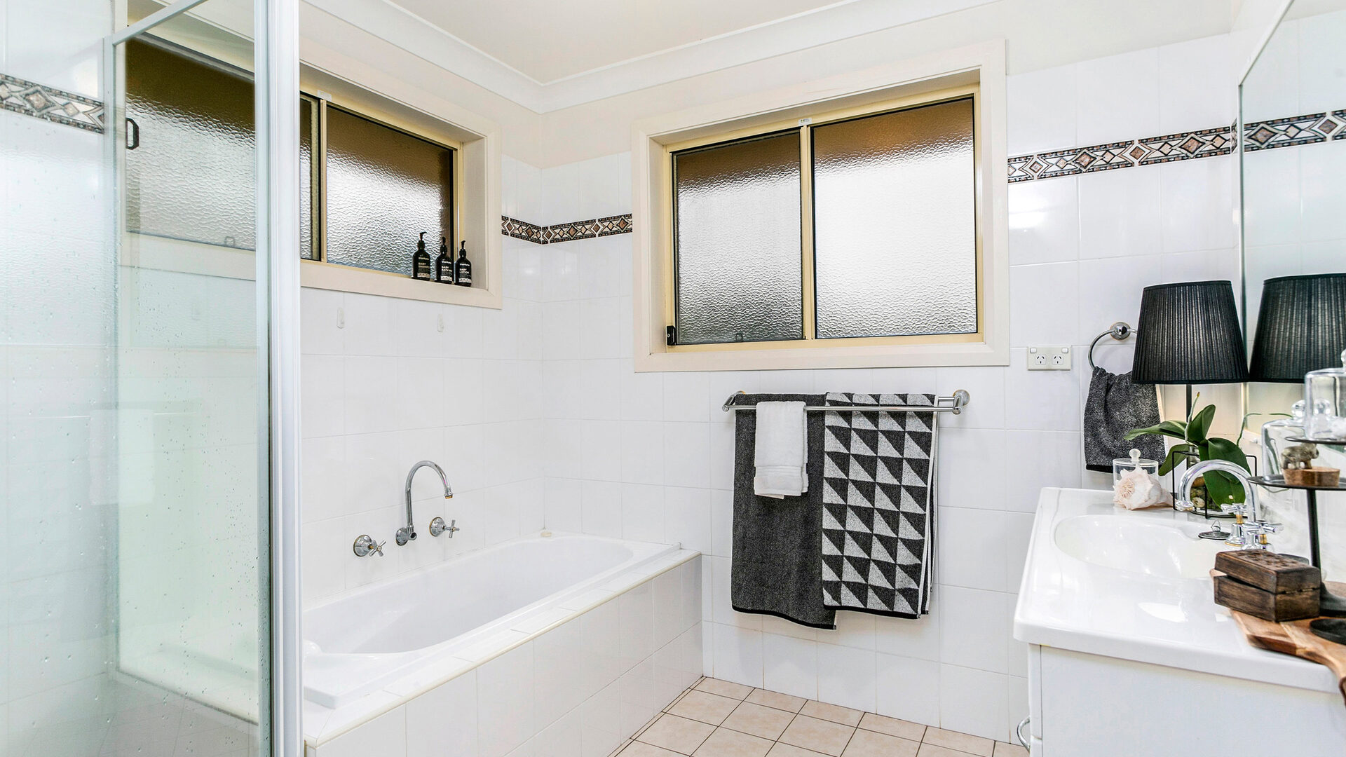 Sold - 2/2 Station Street - New Property in Thirroul - Real Estate by Vanessa Denison-Pender