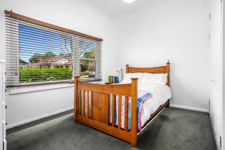 Sold - 21 Lachlan Street - New Property in Thirroul - Real Estate by Laurie Johnston
