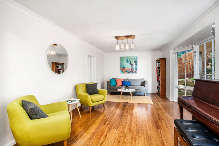 Sold - 42 Kanangra Drive - New Property in Thirroul - Real Estate by Laurie Johnston