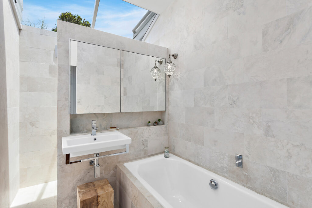 Sold - 9 Kennedy Road - New Property in Austinmer - Real Estate by Vanessa Denison-Pender