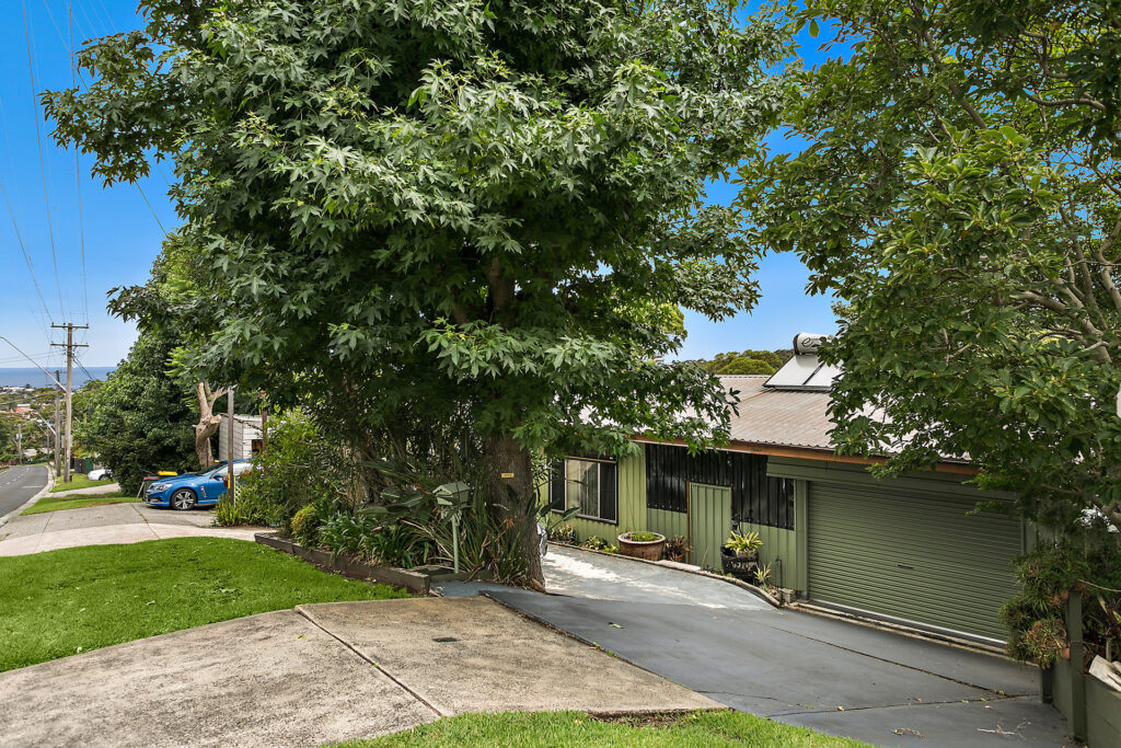 Sold - 76 Princes Highway - New Property in Thirroul - Real Estate by Laurie Johnston