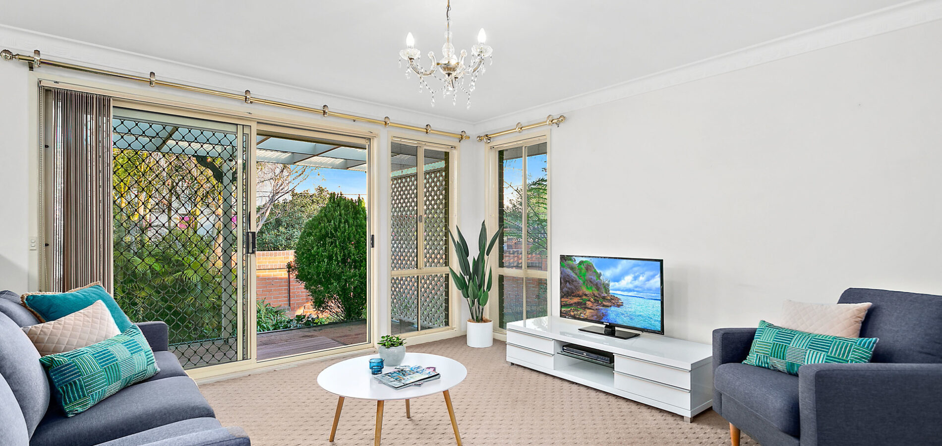 Sold - 40 Tulip Way - New Property in Woonona - Real Estate by Laurie Johnston