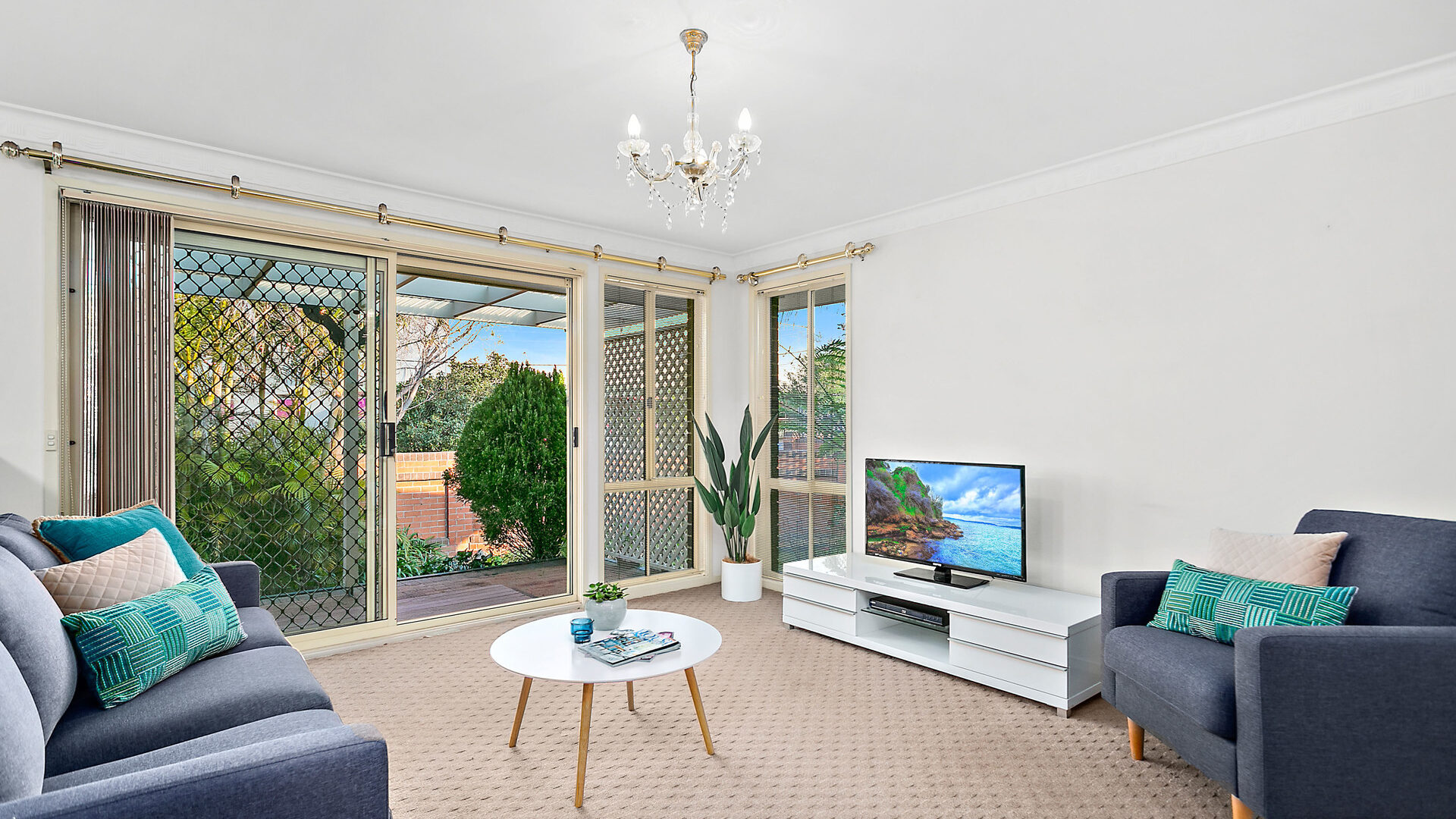 Sold - 40 Tulip Way - New Property in Woonona - Real Estate by Laurie Johnston