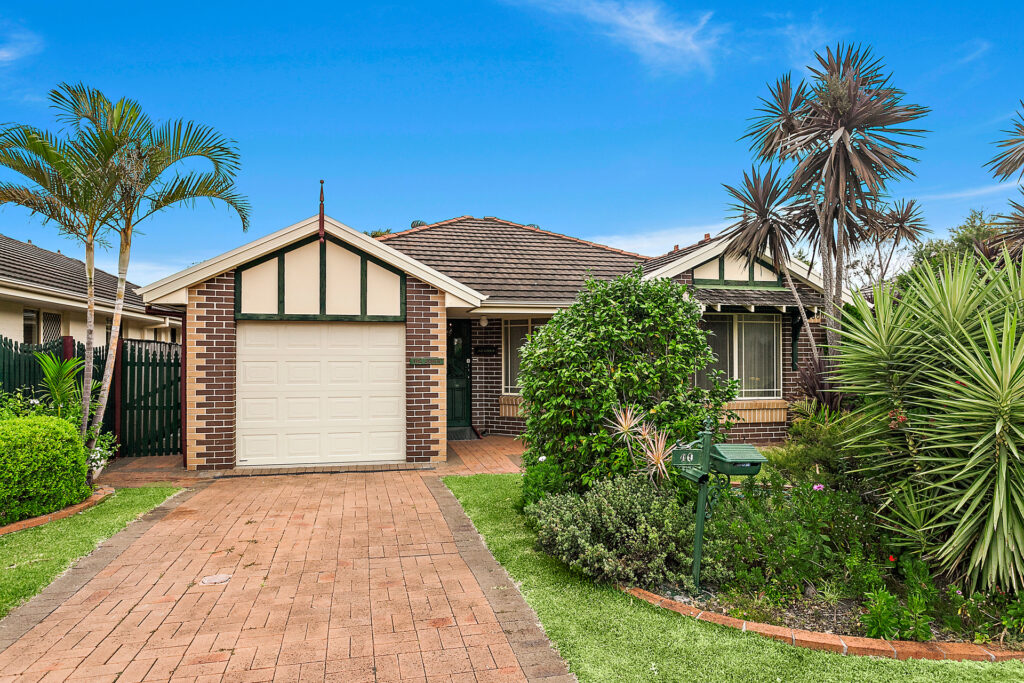 Sold - 40 Tulip Way - New Property in Woonona - Real Estate by Laurie Johnston