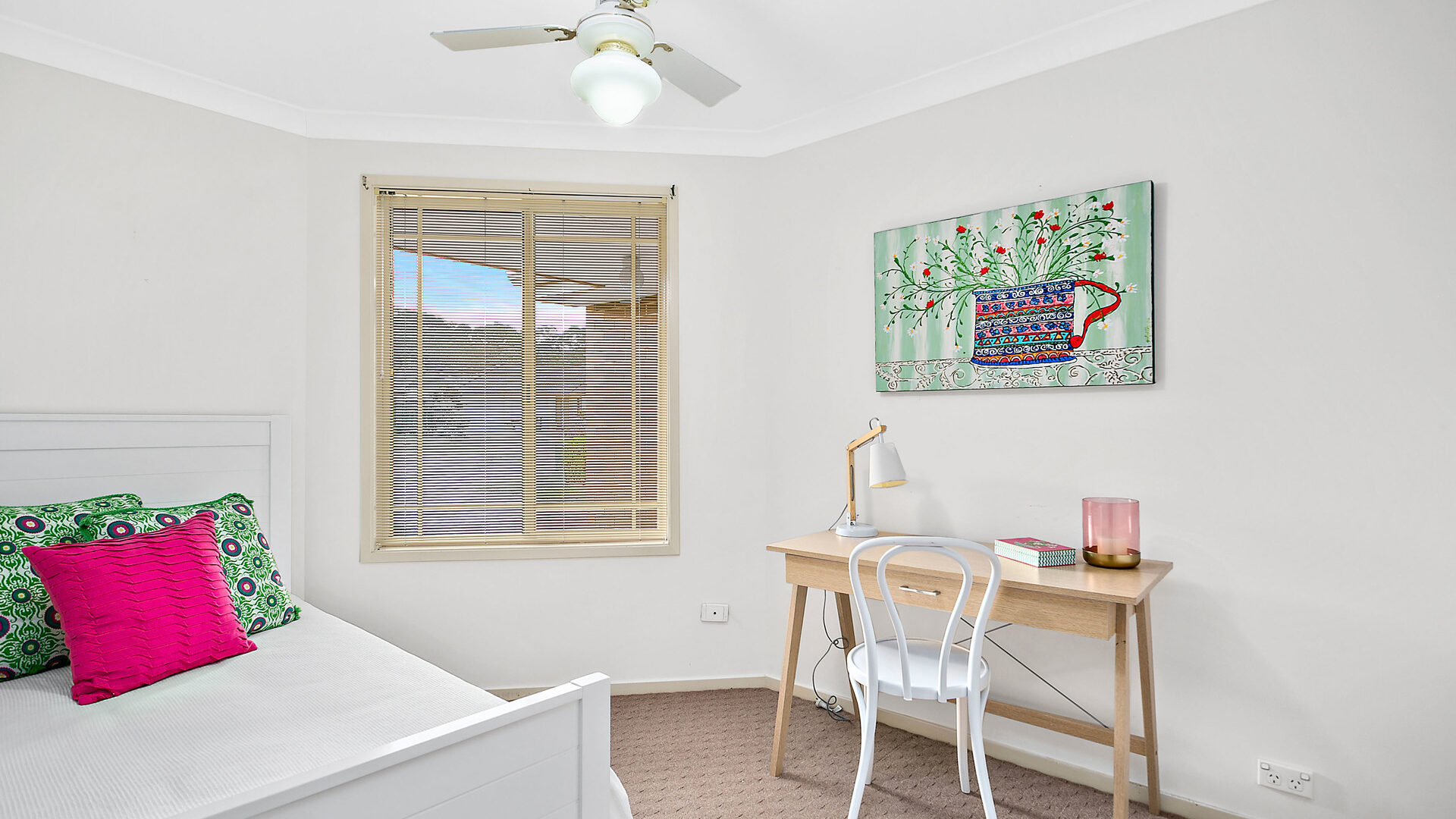Sold - 40 Tulip Way - New Property in Woonona - Real Estate by Laurie Johnston