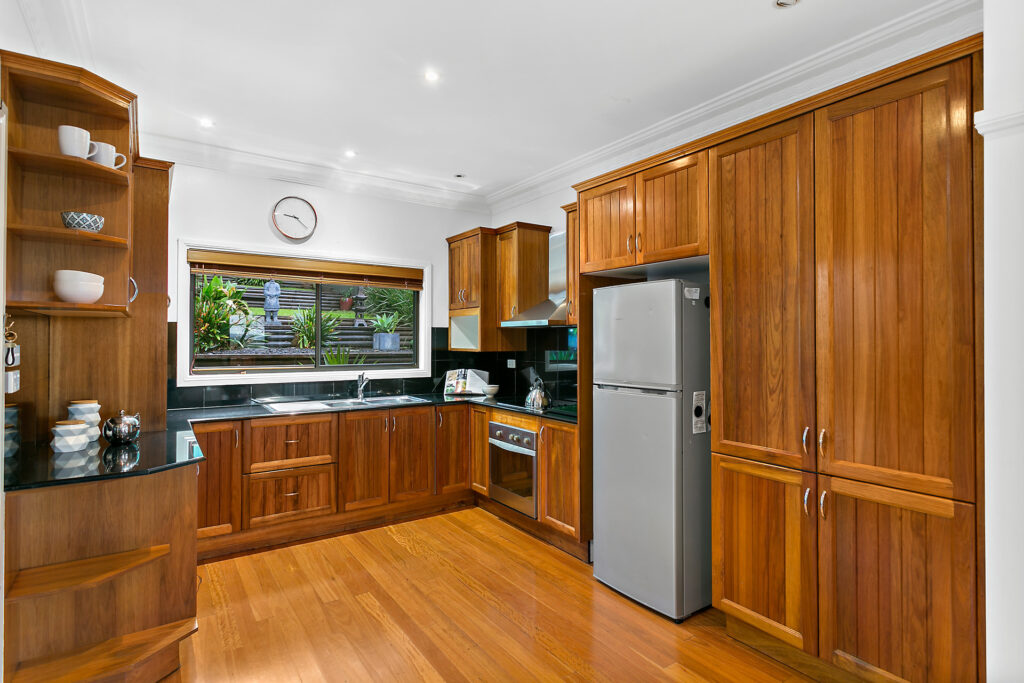 Sold - 84 Ocean Street - New Property in Mount Saint Thomas - Real Estate by Laurie Johnston