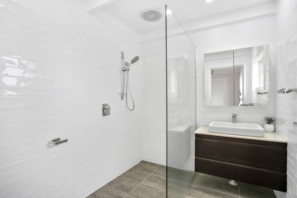 Sold - 27 Fords Road - New Property in Thirroul - Real Estate by Laurie Johnston