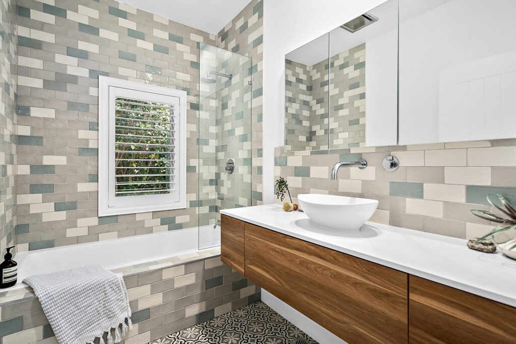 Sold - 34 The Waves - New Property in Thirroul - Real Estate by Laurie Johnston